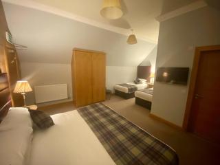Ravelston House - 8