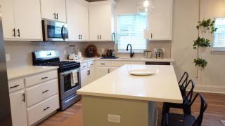 Beautiful Modern Luxury Eco Townhouse, 3b/3.5b Great Location - Tallahassee - 6