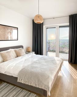 Sol Apartment - self check-in, free parking - Oradea - 1