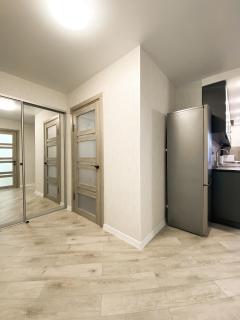 Стильні апартаменти в самому Центрі біля Корпусного саду - Мережа HELEN - Poltava - 6