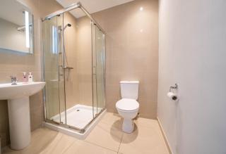 Rooftop Apartment At Queens Beautiful views - Belfast - 2