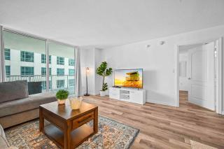 Unique 1 Bed 1 Bath • Brickell • Bay & City Views - 7