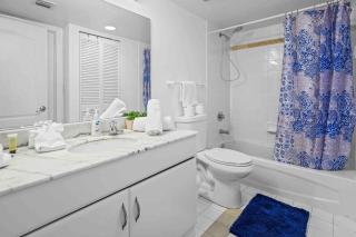 Unique 1 Bed 1 Bath • Brickell • Bay & City Views - 5
