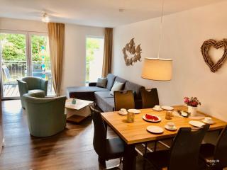 Familienhaus an der Nordsee - Sauna - Kamin - Südterrasse direkt über dem Wasser - Wangerland - 3
