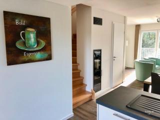 Familienhaus an der Nordsee - Sauna - Kamin - Südterrasse direkt über dem Wasser - Wangerland - 2