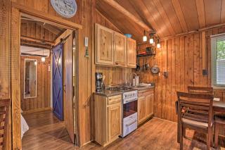 Steps to Beach! Dog-Friendly Suttons Bay Cottage - 1