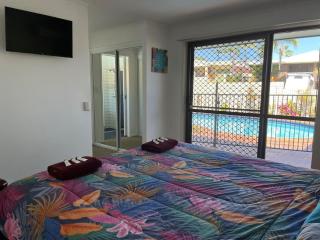 35 Rumbalara Avenue Rainbow Beach Pool Aircon Pets Welome - 1