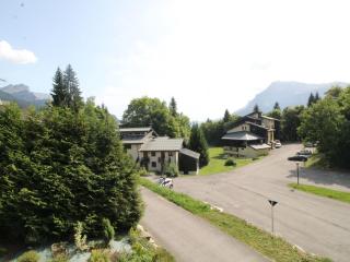 Chalet 5 chambres pour 10 pers, proche ski bus, terrasse, buanderie, tout confort - FR-1-572-27 - 6