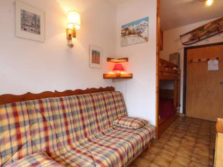 Studio pour 4 personnes avec balcon et équipements, au pied des pistes et à 550m du village - FR-1-572-157 - 8