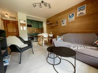 Appartement 2 Pièces Cabine pour 6 pers. avec Balcon - Pied de Piste, Parking Inclus - FR-1-572-261 - 0