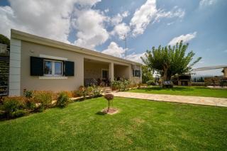 Country House with Private Balcony - 9