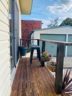 Yours and Theirs Pet Friendly Accommodation - Myrtleford - 1