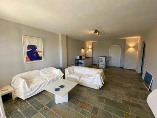 RETREAT VILLA BY THE SEA WITH POOL IN PORTO HELI - 9