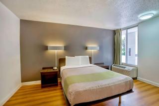 Studio 6 Gainesville, Fl - 5