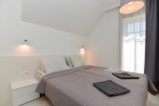 Apartment Amber White - 2