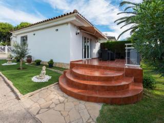 Belvilla by OYO Bungalow Park Colibr - Vilafortuny - 3