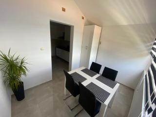 GUESTHOUSE RUZA SOBRA apartments in the attic of the house - Sobra - 6
