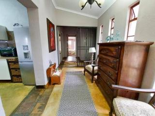 InnibosRus Self-catering - White River - 3