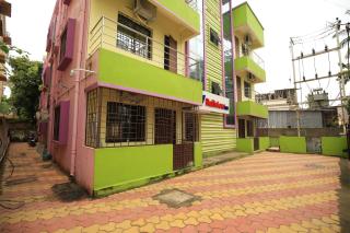 Railview inn Bhubaneswar - Bhubaneshwar - 1