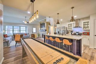 San Antonio Family Home with Game Room and Fire Pit! - San Antonio - 0