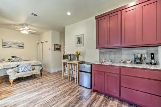 Cozy Casita and Cabana on Lake Marble Falls! - Cottonwood Shores - 2