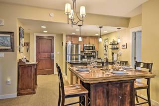 Charming Winter Park Condo - Steps to Slopes! - 9