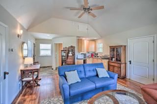 Colfax Getaway with Hot Tub, Mountain Views! - Colfax - 6