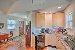 Colfax Getaway with Hot Tub, Mountain Views! - Colfax - 3