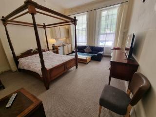 Studio Flat Next to Port and Cliffs - 0