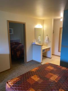 Malibu Inn - Wisconsin Dells - 9
