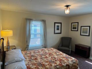 Simmons Motel and Suites - Hershey - 7
