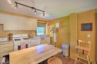 4BR Group Getaway on the Chickley River - 9
