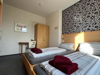 Ferienunterkunft mit 4 Doppelzimmern in Einbeck!! - Einbeck - 6