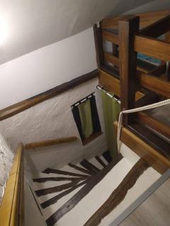 L'Apparte'Zen - Champagne - 35 min Disney - Paris - Quiet family room with bathtub and dining - lounge area - secure parking - 5 people and 1 baby - duplex at homestay with independent entrance on 1rst floor - - 2