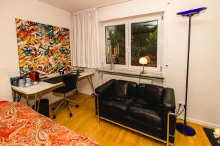 Modernes und gemütliches Designerzimmer - Langensteinbach - 0