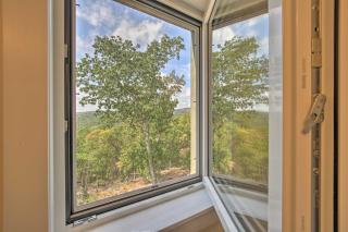 The Glabin Garrison Gem with Hot Tub and Fire Pit - 5