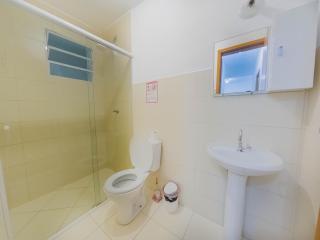 Ubatuba Apartamento a 9 minutos da praia grande 6P - Ubatuba - 6