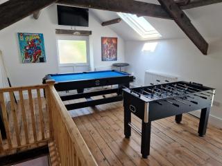 Snowdon House, 8 bedrooms, sleep 16, close to Blackrock Sand - Porthmadog - 0