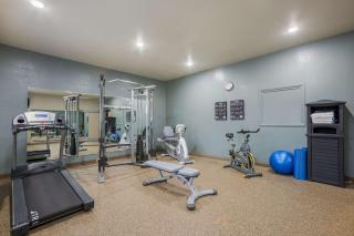Best Western Harbour Pointe Lakefront - 3