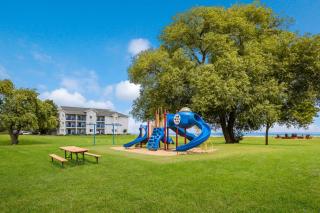 Best Western Harbour Pointe Lakefront - Saint Ignace - 4