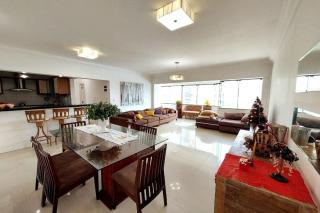 Apto Amplo 1Suite mais 2Quartos - Quadra Mar 50m da Praia - Somente Familiares - Balneário Camboriú - 0