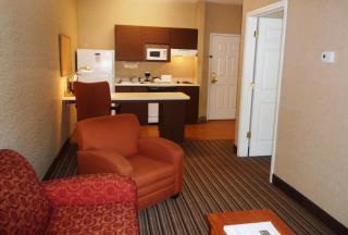 Candlewood Suites - Charlotte - Arrowood by IHG - 3