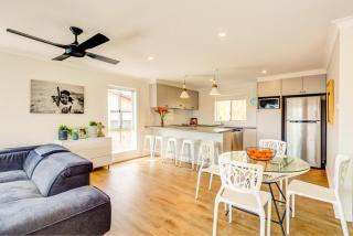 Boutique by Jervis Bay - Vincentia - 0