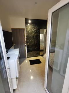 Lyon piscine et jacuzzi privatifs en extérieur - 1