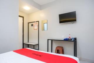 RedDoorz near Stasiun Batang - Pekalongan - 2