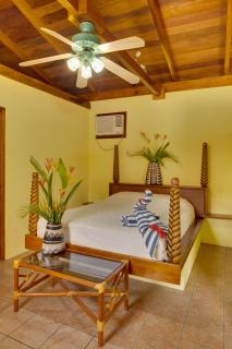 Parrot Cove Lodge - 7