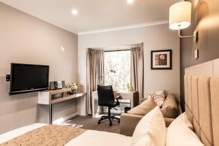 The Waverley International Hotel - 9
