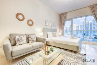 Pleasant Studio at Safir Tower 1 Business Bay by Deluxe Holiday Homes - Dubai - 7