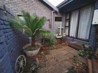 SomethingElz@Grace - Pretoria - 1