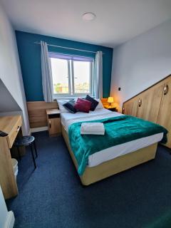 Wellesley Hotel - Ilford - 1